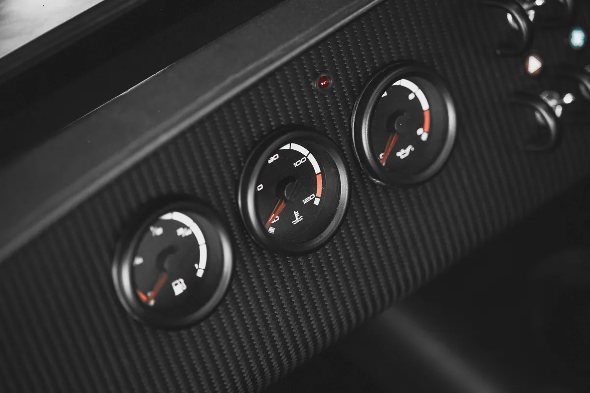 CASH: 415,000 AED | 2025 Caterham CSR Twenty / Limited Edition (1 of 20) / Caterham Warranty-11-11