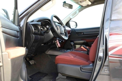Toyota Hilux HILUX AT 2.4L  Mid AT DIESEL Grey-9