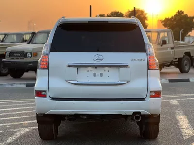 Lexus GX460 2018 Lexus GX460  Full Option  4.6L V8 - Sunroof - Rear Camera & Sensor - Leather Seat - AWD 4x4-4