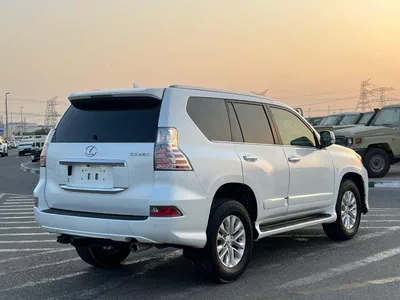 Lexus GX460 2018 Lexus GX460  Full Option  4.6L V8 - Sunroof - Rear Camera & Sensor - Leather Seat - AWD 4x4-5