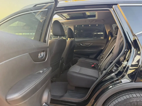 2020 Nissan Rogue S | Efficient SUV | Reliable Family Car