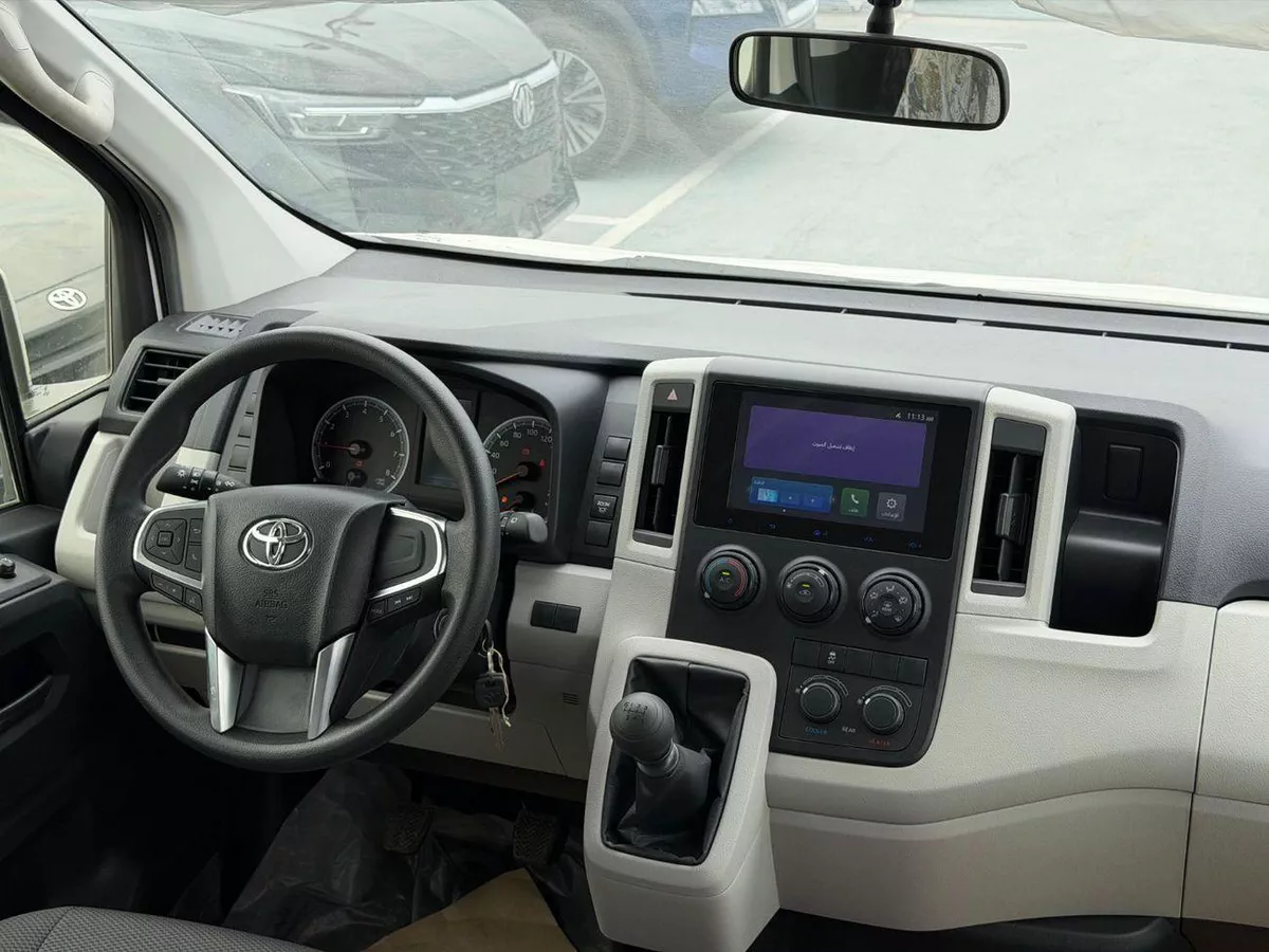 Toyota Hiace GL 3.5L Petrol V6 2025 Export Price @ 153,500 AED-3-3