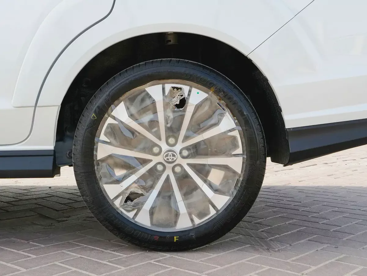 2026 TOYOTA VELOZ 1.5L GCC BRAND NEW 0KM-16-16