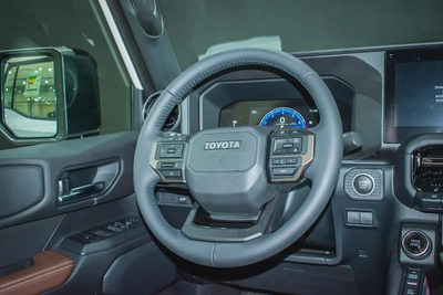 2024 Toyota Prado GXL First Edition - GCC Specs - Brand New - Alfuttaim Warranty-9