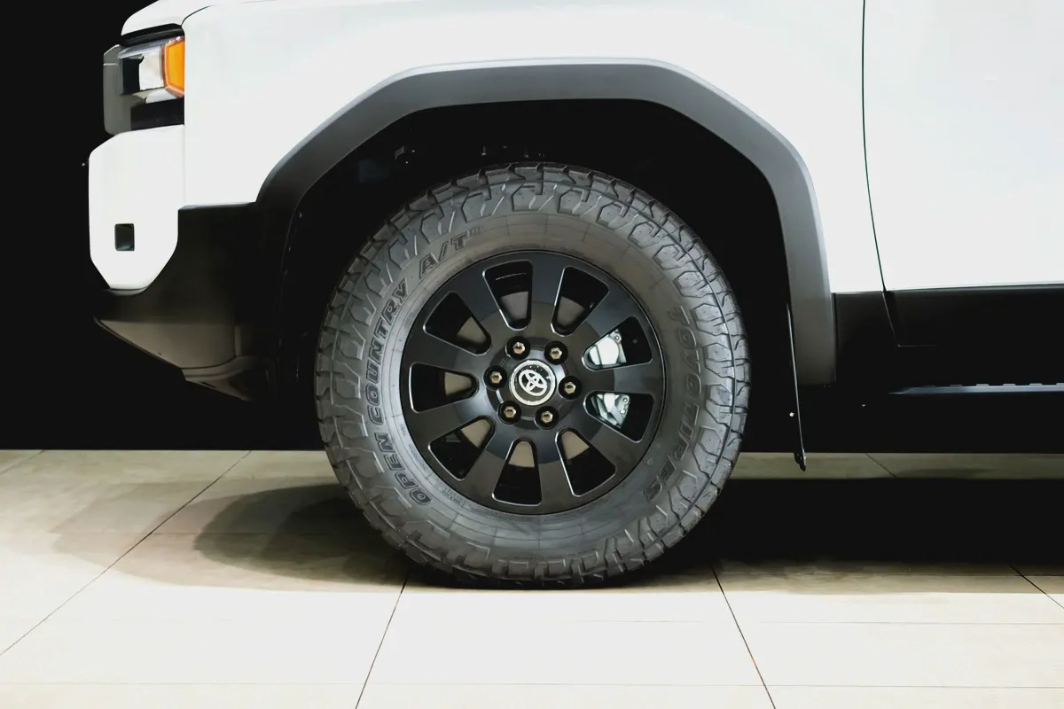 2024 Toyota Prado GXL First Edition - GCC Specs - Brand New - Alfuttaim Warranty-14-14