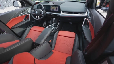 BMW X1 M35 2024-13