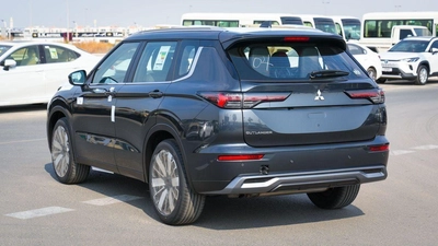 Mitsubishi Outlander Mitsubishi Outlander 2026 – High Line (G06) 2.5L – SUV – GCC Specs – Export Ready-23