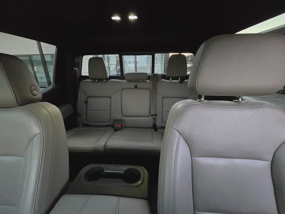 2021 Chevrolet Silverado LTZ - American Specs - Premium Condition-12-12