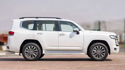 Toyota Land Cruiser VXR LC300 VXR 3.3D AT MY2025 – WHITE-6