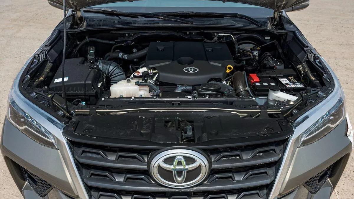 Toyota Fortuner EXR GX2 4X4 Diesel 2.4L-18-0