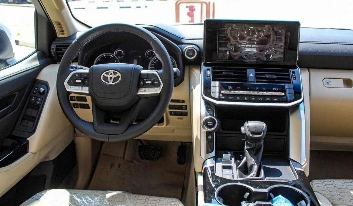 Toyota Land Cruiser GXR LAND CRUISER GXR 3.3L DIESEL 2024-9-0