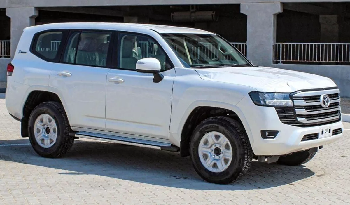 Toyota Land Cruiser GXR LAND CRUISER GXR 3.3L DIESEL 2024