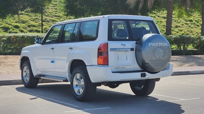 2024 Nissan Patrol GRX (White)-13