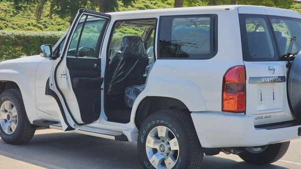 2024 Nissan Patrol GRX (White)