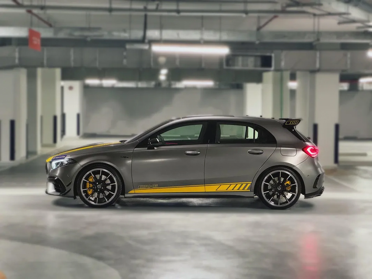 Mercedes A45 S+ 2020, GCC specification, Low Mileage, Special original color, Warranty and Service.-7-7