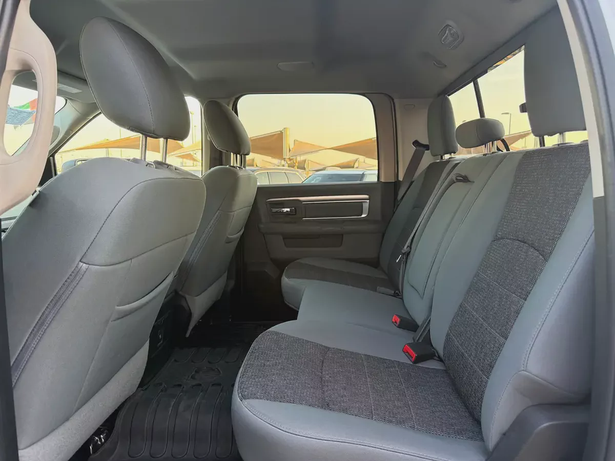 RAM 1500 SLT Classic 2020 Canadian Specs-9-9