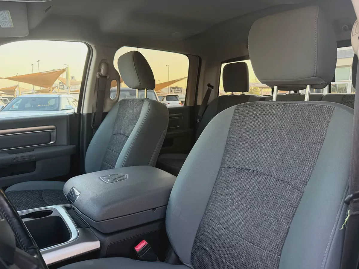 RAM 1500 SLT Classic 2020 Canadian Specs-6-6