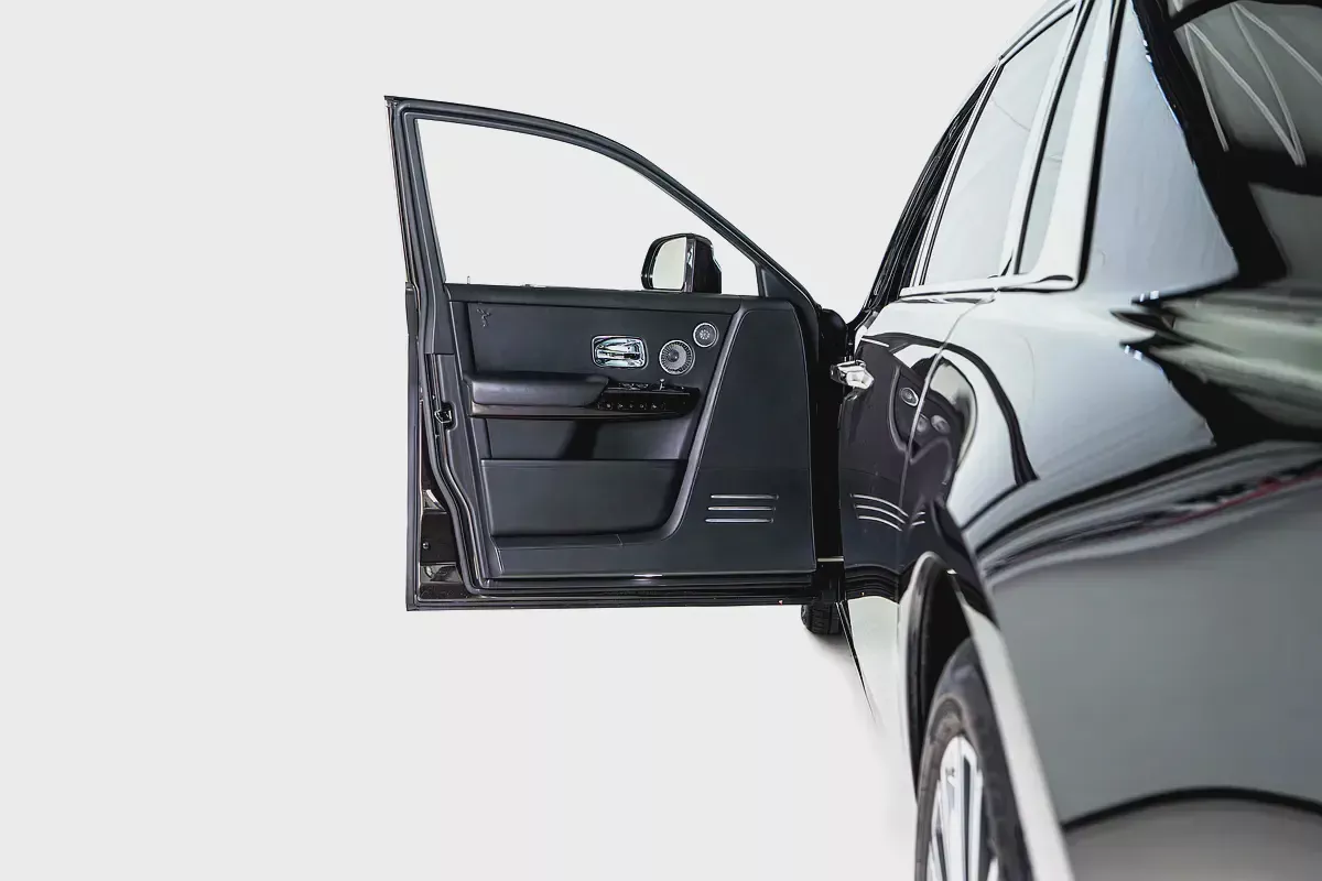 Rolls Royce Phantom-Diamond Grey Exterior Color-24 Inch Chrome Rims-Star Light System-17-17