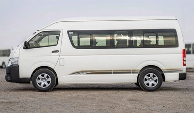 Toyota Hiace GL (LHD) TOYOTA HIACE HR 2.7P MT 16 SEATER MY2025 – WHITE-7