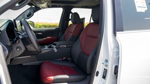 Toyota Land Cruiser LAND CRUISER VXR 3.3L TWIN TURBO PETROL 2025
