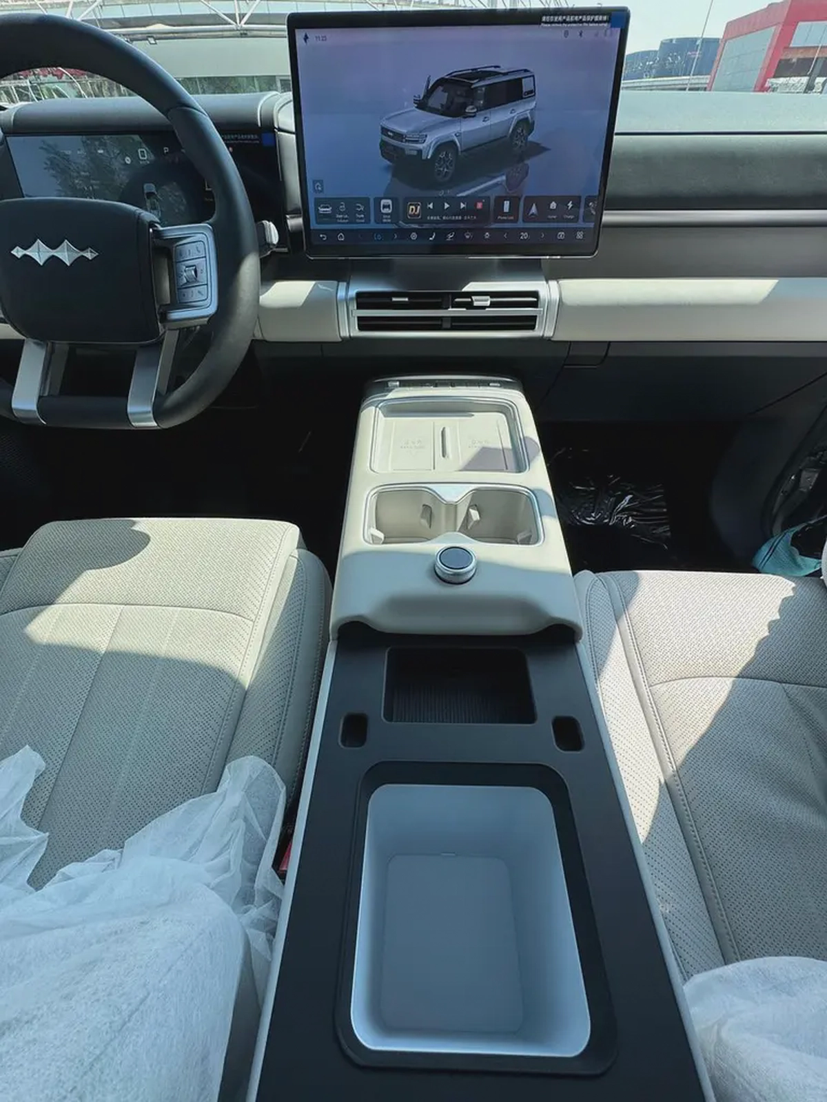 Brand New 2025 BYD Leopard Titanium 7 4WD Ultra - Chinese Specs-14-14