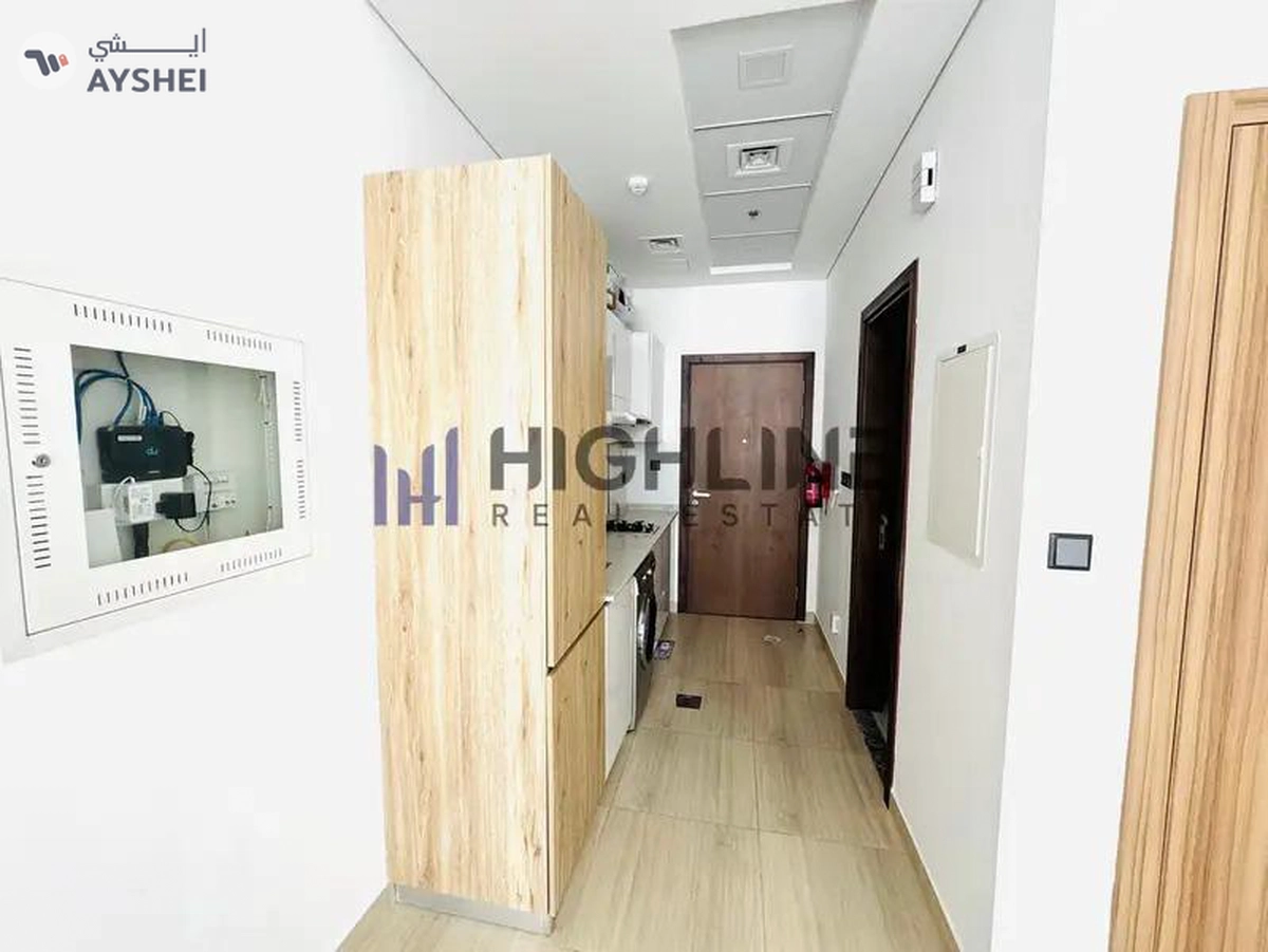 Pool View | Vacant Studio | Best Price