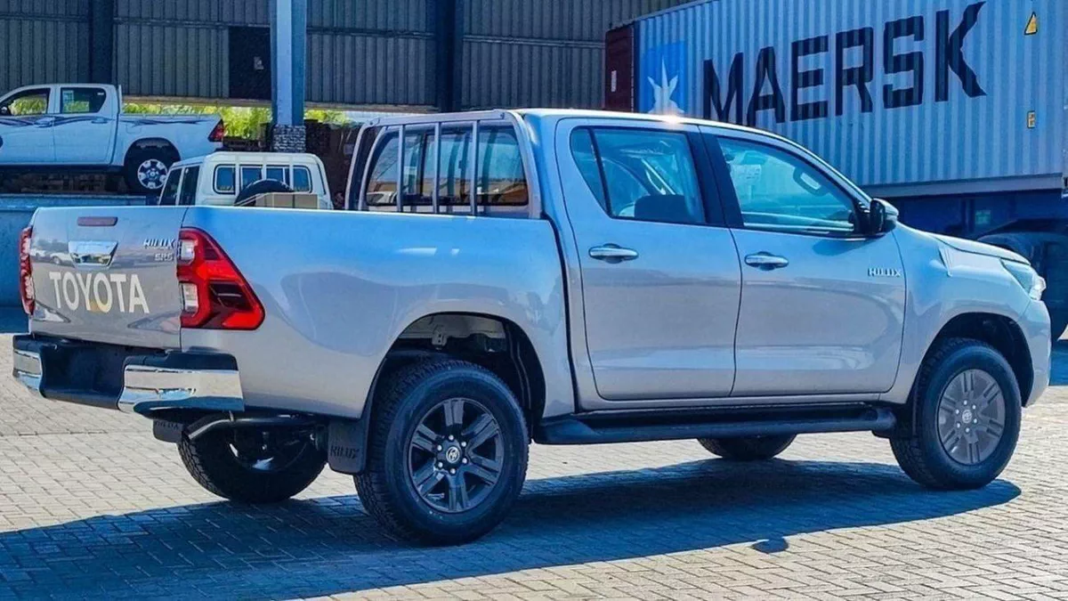 Toyota Hilux SGLX HILUX 2.4L AT DIESEL Full option 2024 0KM-4-0