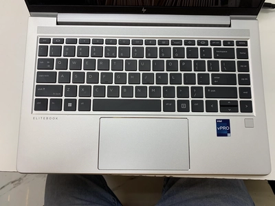 Hp elitebook 640 G10-4