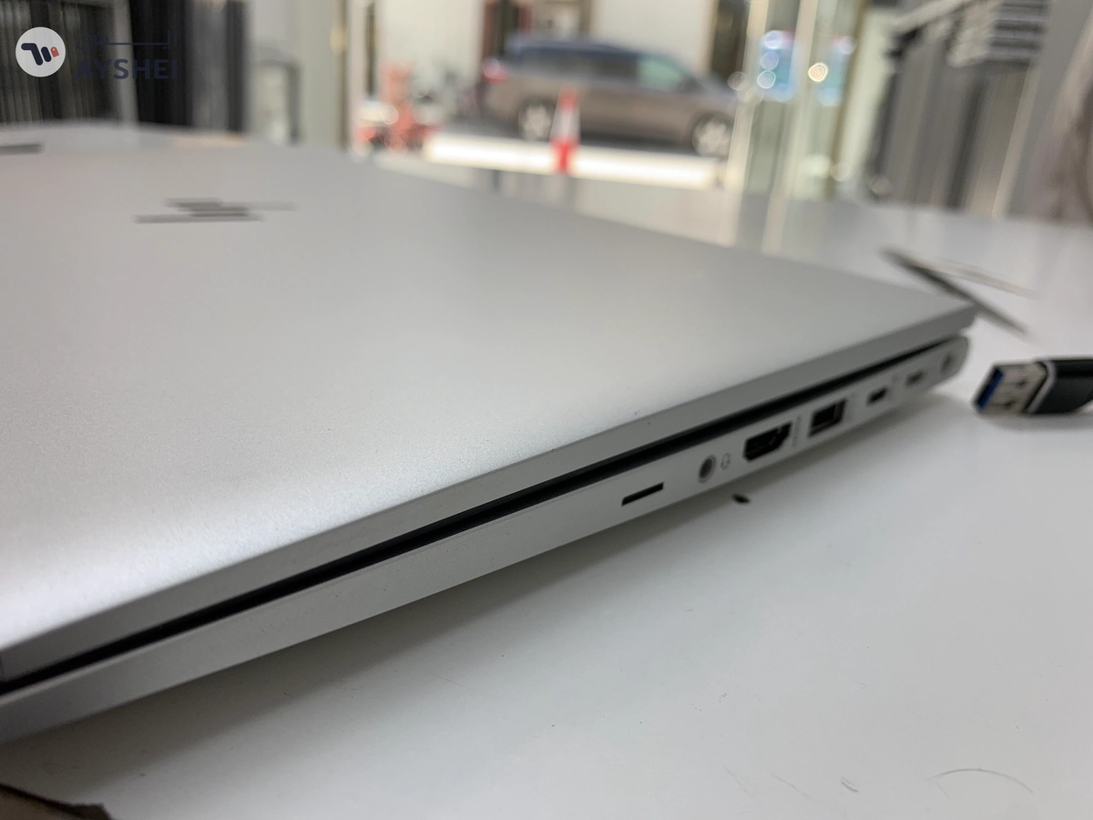Hp elitebook 640 G10-1-1