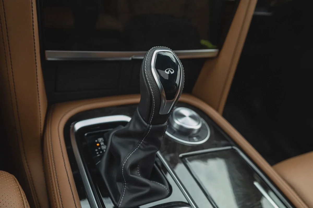 Infiniti QX80 2024-20-20