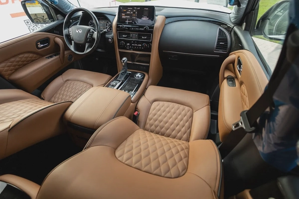 Infiniti QX80 2024