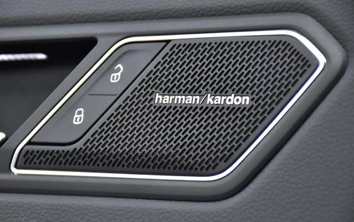 Volkswagen Tiguan R-Line 4Motion ( 2024 ...-5-5
