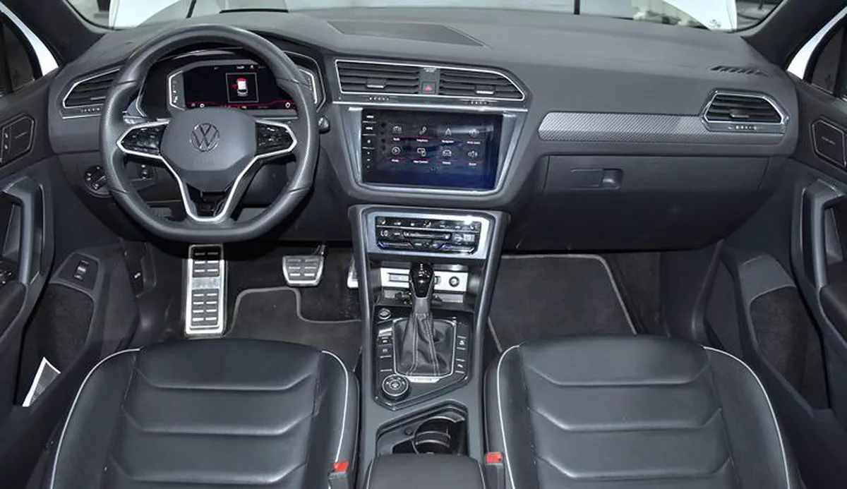 Volkswagen Tiguan R-Line 4Motion ( 2024 ...-9-9