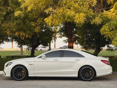 Mercedes Benz CLS 63 AMG FREE ACCIDENT UNDER WARRANTY-2
