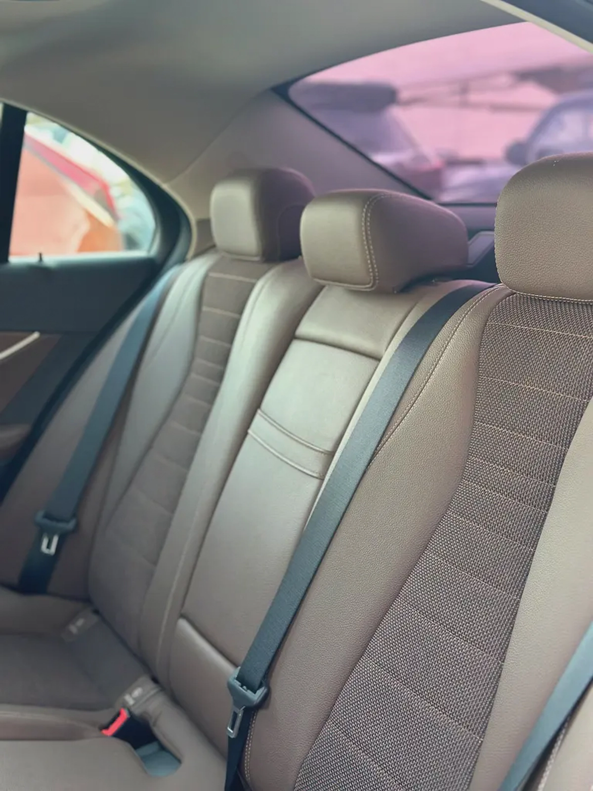 Mercedes-Benz E200 2021 / GCC Specs / 50,000 KM / Gold / Brown Interior / AED 140,000-12-12