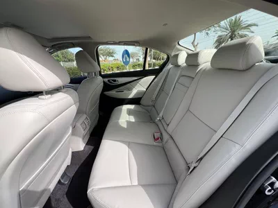 Infiniti Q50 LUXE 3.0L-14
