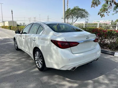 Infiniti Q50 LUXE 3.0L-5