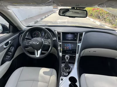 Infiniti Q50 LUXE 3.0L-8