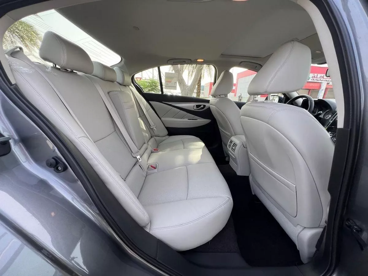 Infiniti Q50 LUXE 3.0L-13-0