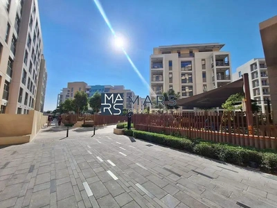 LIKE BRAND NEW STUDIO IN GATED COMMUNITY-0