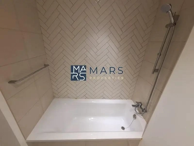 LIKE BRAND NEW STUDIO IN GATED COMMUNITY-6