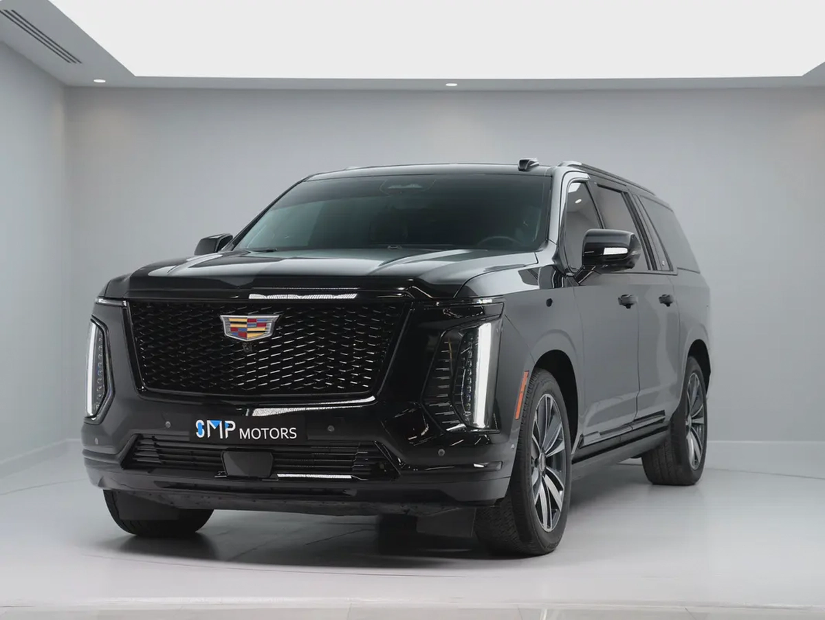 2025 Cadillac Escalade ESV - GCC Specs - Brand New!