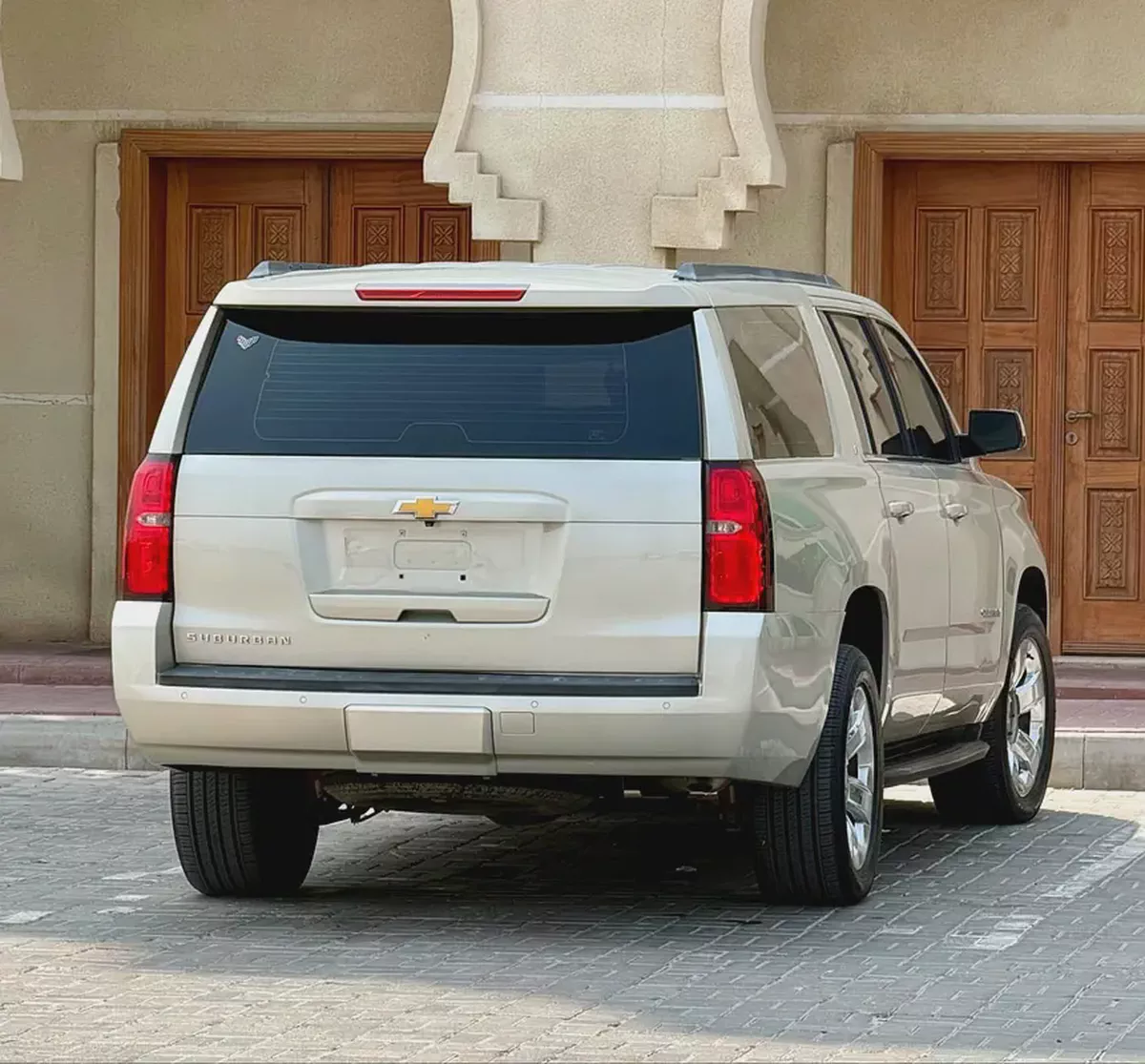 Chevrolet Suburban LTZ 2015 | GCC Specs | Full Option | Excellent Condition-3-3
