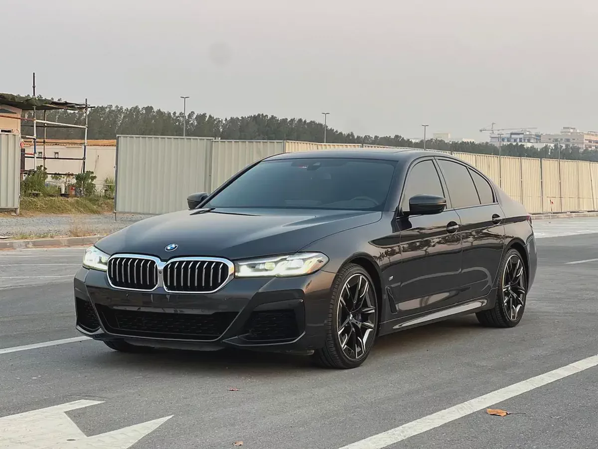 Pristine 2022 BMW 530i M Sport | GCC Specs | Low Mileage-2-2