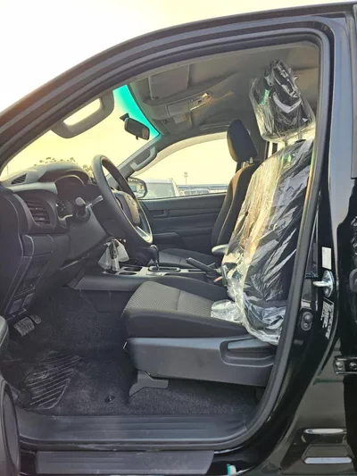 Toyota Hilux NARROW BODY DOUBLE CABIN NARROW BODY BASIC || DOUBLE CABIN / 2.7L PETROL V4 A/T / BED LINER | WINDOW VISOR | REAL CHROME BUMP-11
