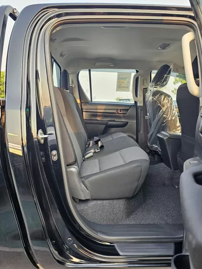 Toyota Hilux NARROW BODY DOUBLE CABIN NARROW BODY BASIC || DOUBLE CABIN / 2.7L PETROL V4 A/T / BED LINER | WINDOW VISOR | REAL CHROME BUMP-14