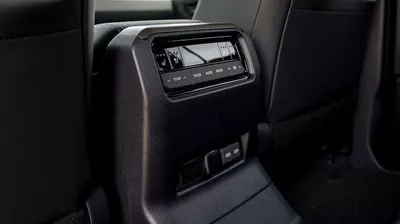 Toyota Prado GXR Toyota Prado Luxury 2.8L Diesel MY2025-15