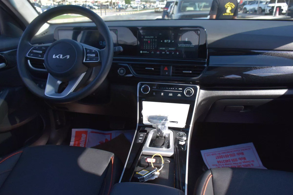 KIA SELTOS 2025 | WHITE-1-1