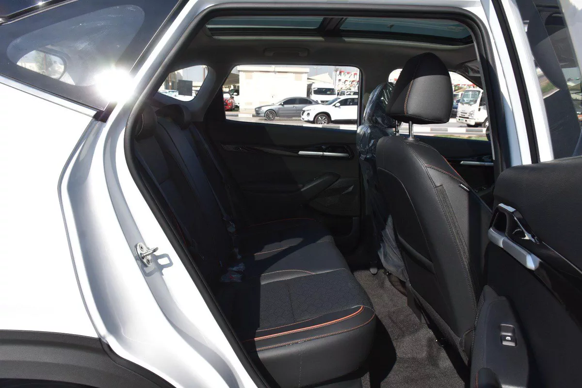 KIA SELTOS 2025 | WHITE-17-17