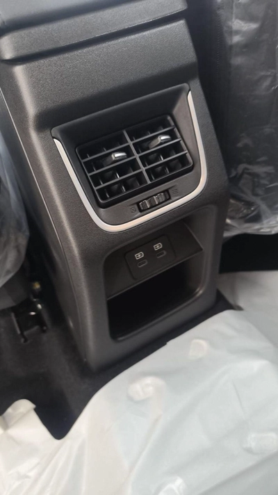 Suzuki Grand Vitara GLX 1.5L FULL OPTION  available all colour-6